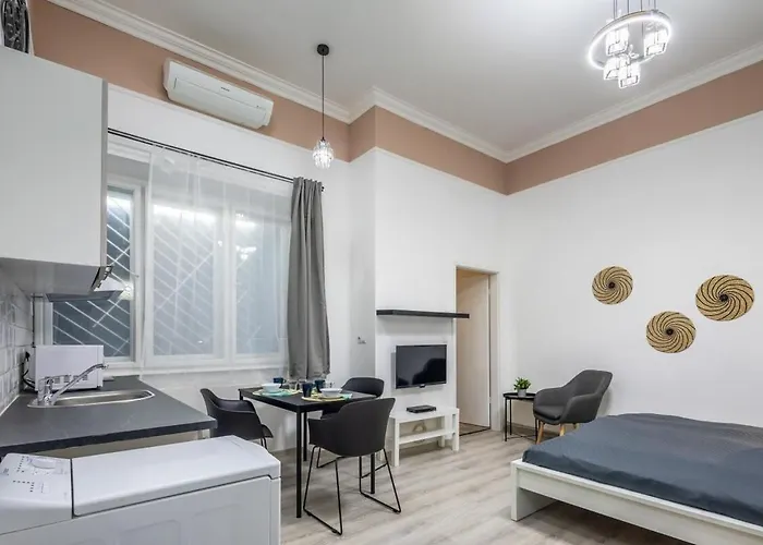 New And Convenient Apartament Budapesta